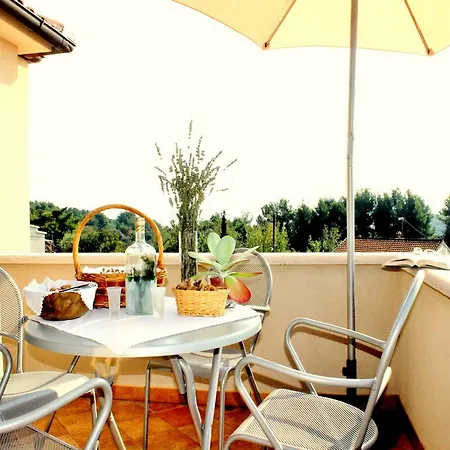 Salu Hotel Premantura