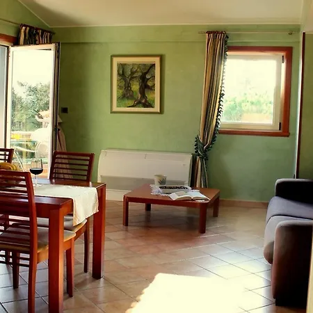 Hotel Salu