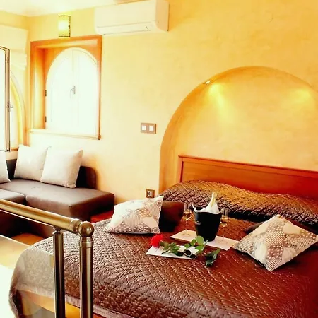 Hotel Salu 4*