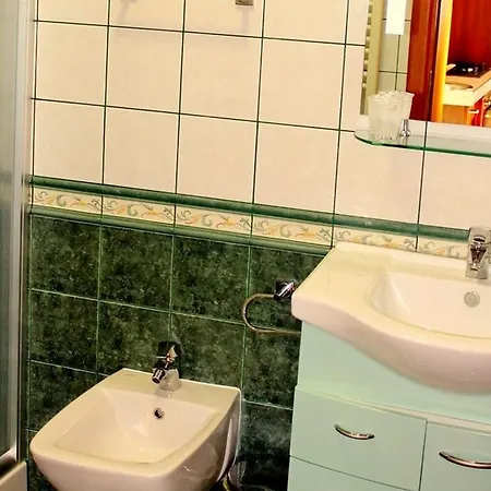 Hotel Salu 4*
