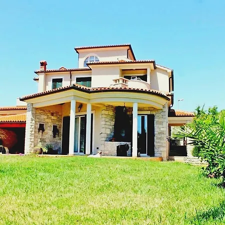 Hotel Salu